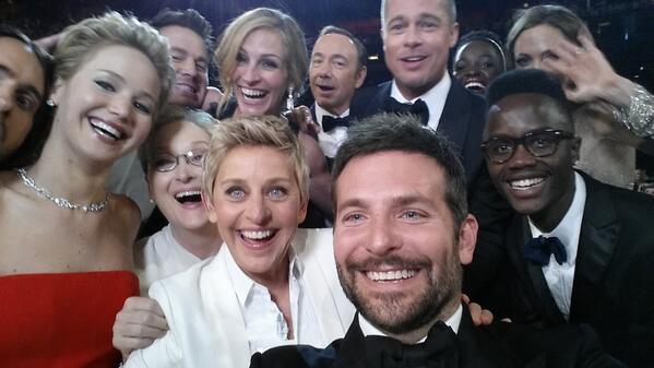 ellen's oscar selfie shows how fun and memorable a host can be