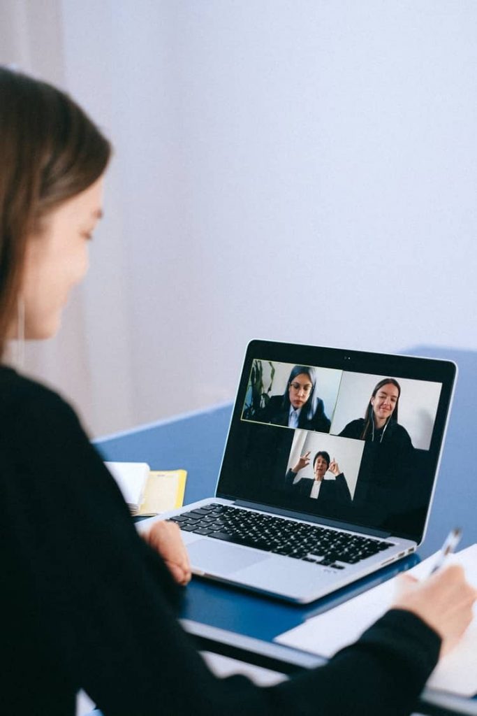 Audience interaction in a virtual meeting. 
